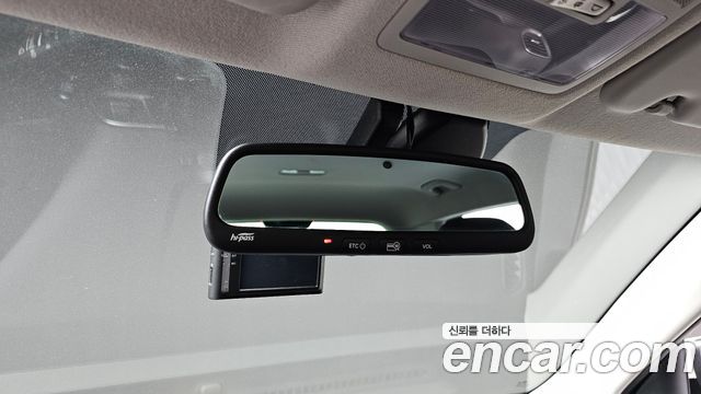 Hyundai Venue 2020 — photo 24