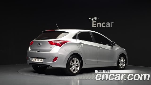 Hyundai i30 2012 — photo 2