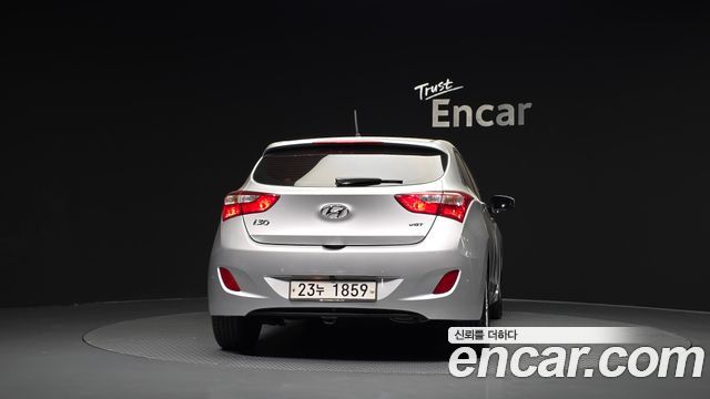 Hyundai i30 2012 — photo 4