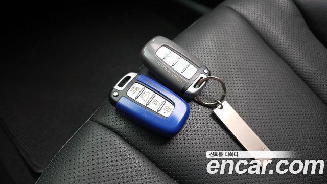 Hyundai i30 2012 — photo 24