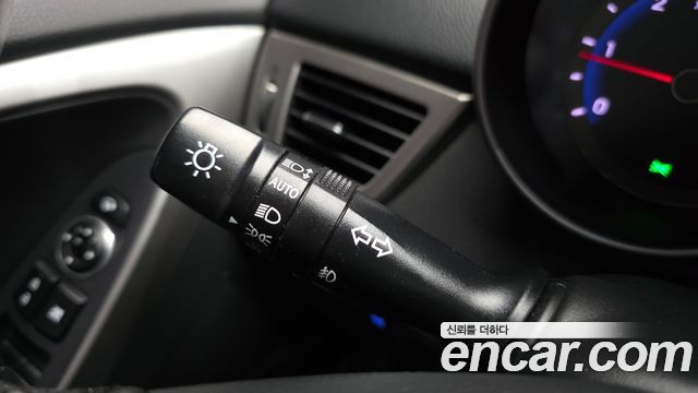 Hyundai i30 2012 — photo 25