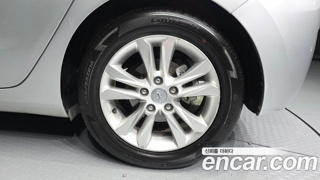 Hyundai i30 2012 — photo 7