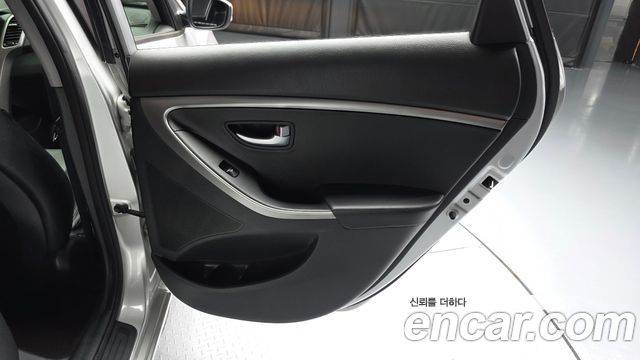 Hyundai i30 2012 — photo 15