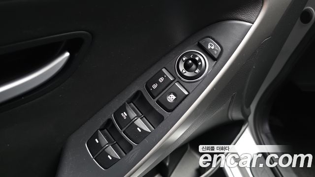 Hyundai i30 2012 — photo 27