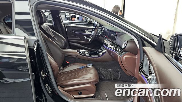 Mercedes-Benz CLS-Class 2019 — photo 17