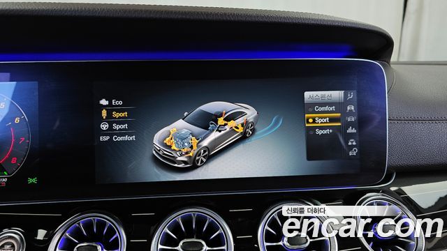 Mercedes-Benz CLS-Class 2019 — photo 30
