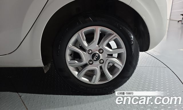 Kia morning 2018 — photo 7
