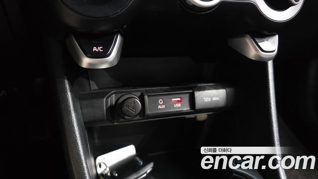 Kia morning 2018 — photo 16