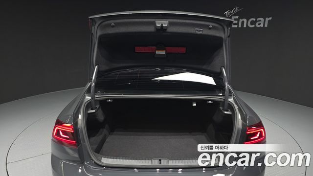 Volkswagen Passat 2021 — photo 30