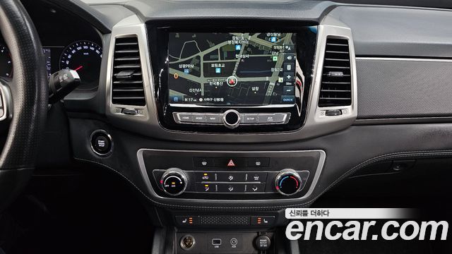 KG Mobility Rexton 2018 — photo 20