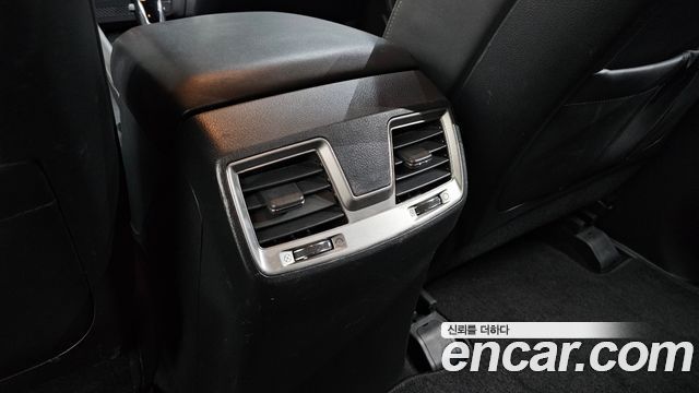 KG Mobility Rexton 2018 — photo 25