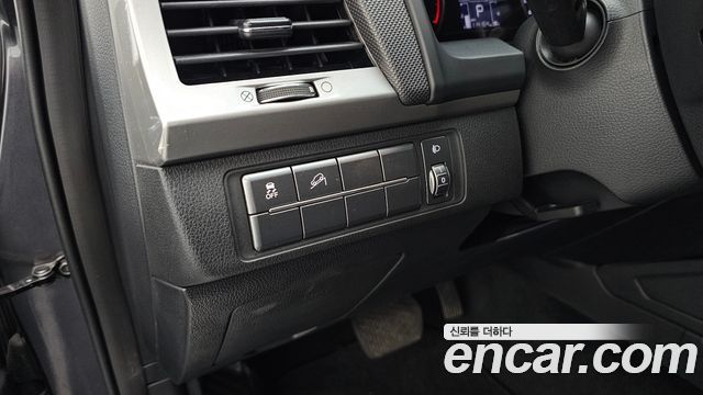 KG Mobility Rexton 2018 — photo 26