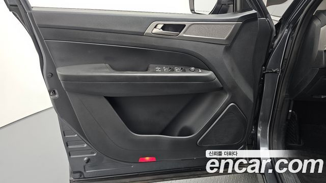KG Mobility Rexton 2018 — photo 14