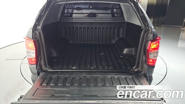 KG Mobility Rexton 2018 — photo 29