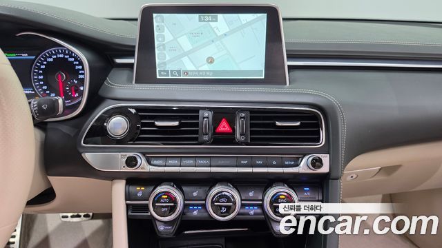Genesis G70 2018 — photo 18