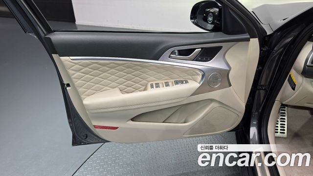 Genesis G70 2018 — photo 14