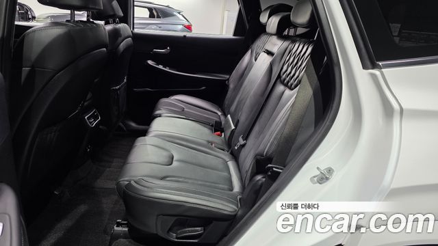Hyundai Santafe 2021 — photo 17