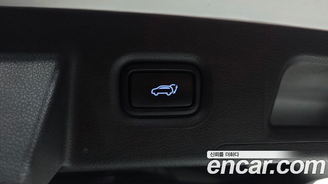 Hyundai Santafe 2021 — photo 25