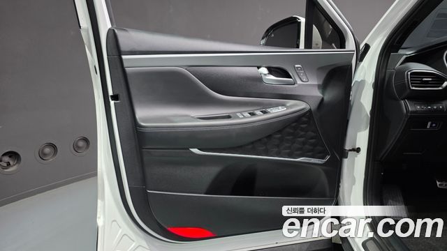 Hyundai Santafe 2021 — photo 14