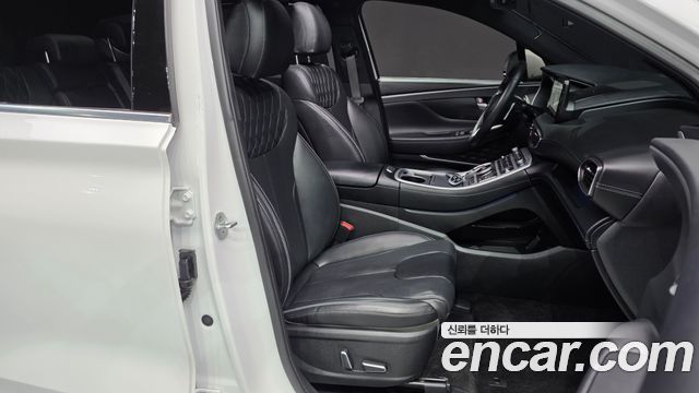 Hyundai Santafe 2021 — photo 16