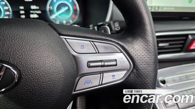 Hyundai Santafe 2021 — photo 32