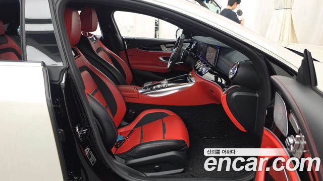 Mercedes-Benz AMG GT 2020 — photo 11