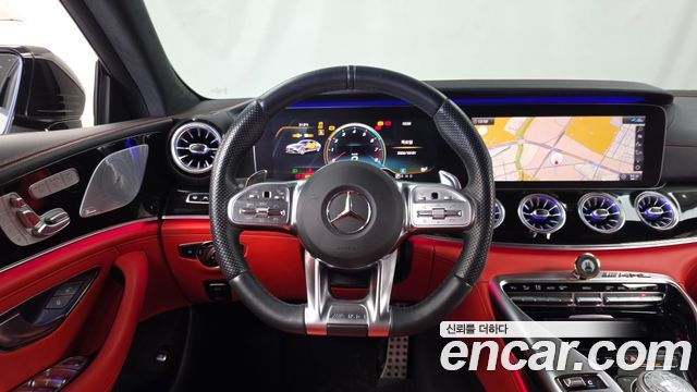Mercedes-Benz AMG GT 2020 — photo 13
