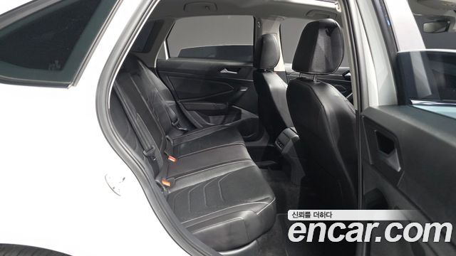Volkswagen Jetta 2023 — photo 18