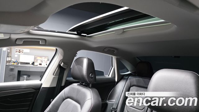 Volkswagen Jetta 2023 — photo 25