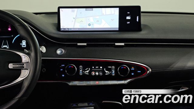 Genesis GV70 2021 — photo 14