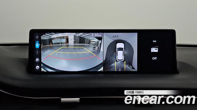 Genesis GV70 2021 — photo 15