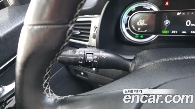 Kia Niro 2017 — photo 25