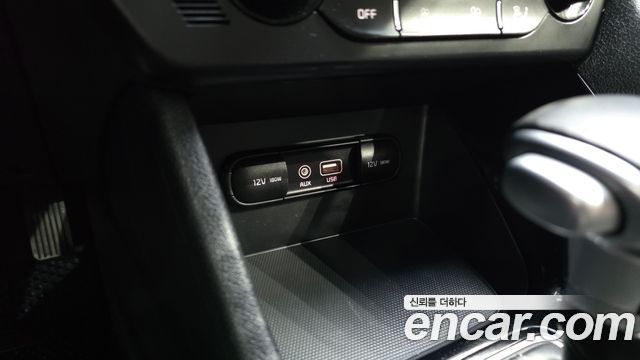 Kia Niro 2017 — photo 27