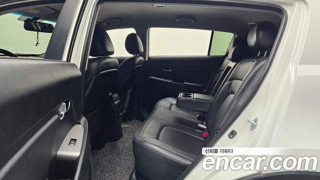 Kia Sportage 2014 — photo 17