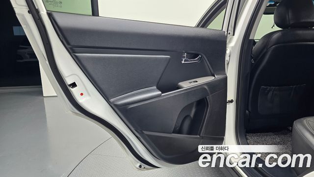 Kia Sportage 2014 — photo 15