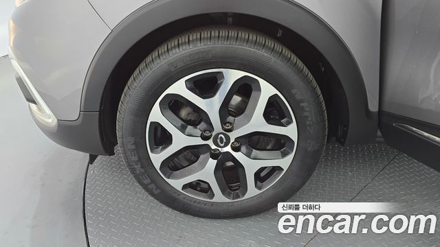 Renault Korea QM3 2019 — photo 5