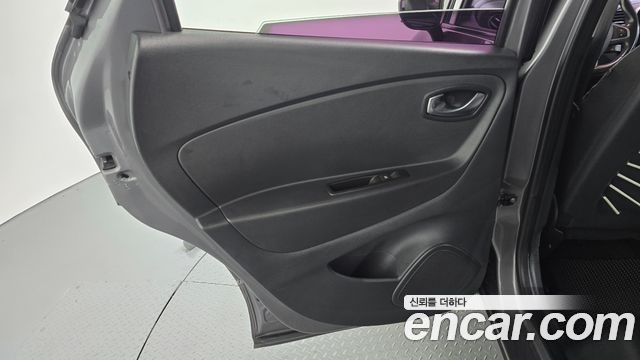Renault Korea QM3 2019 — photo 15