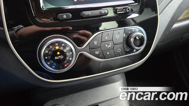 Renault Korea QM3 2019 — photo 29