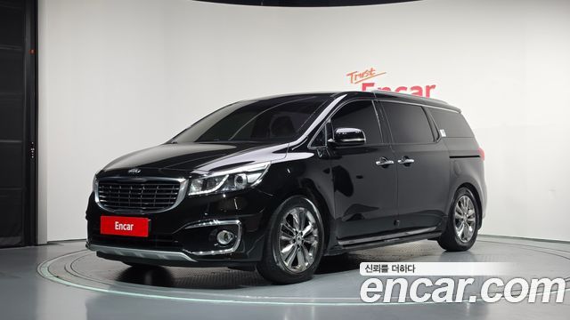 Kia Canival 2016 — photo 1
