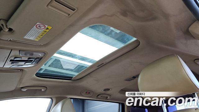 Kia Canival 2016 — photo 17