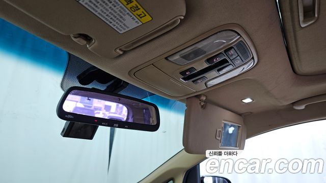 Kia Canival 2016 — photo 19