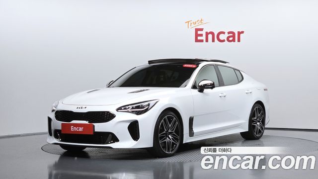 Kia Stinger 2023 — photo 41