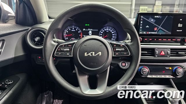 Kia K3 2022 — photo 19