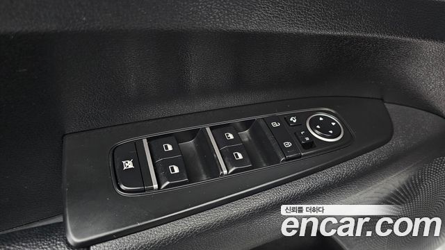Kia K3 2022 — photo 27