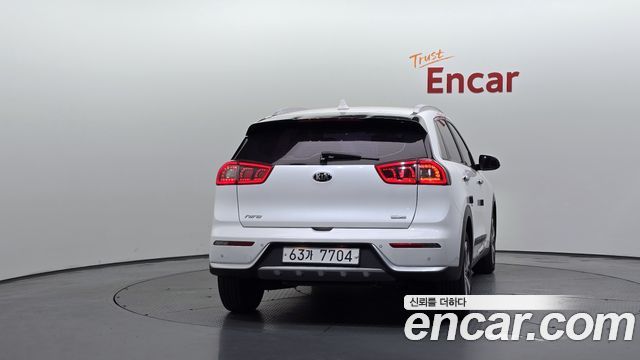 Kia Niro 2018 — photo 4
