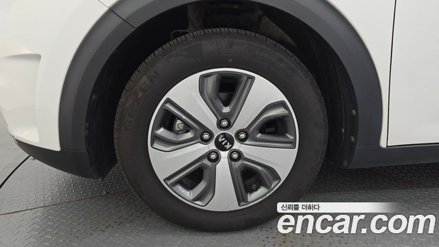 Kia Niro 2018 — photo 5