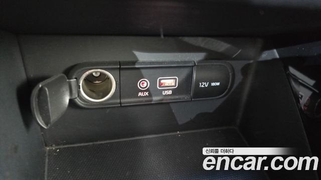 Kia Niro 2018 — photo 12