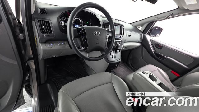 Hyundai Starex 2021 — photo 7