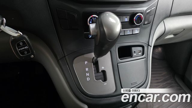 Hyundai Starex 2021 — photo 9