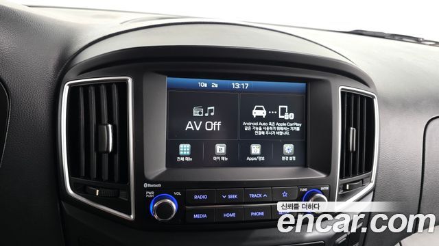 Hyundai Starex 2021 — photo 12